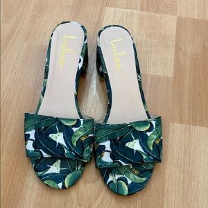 Lulu's Tropical Green Leaf Slide Sandals